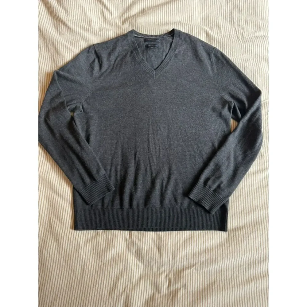 Banana Republic 100% Extra Fine Merino Wool Sweater